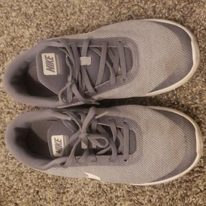 Nike women's sneakers size 8.5 gray